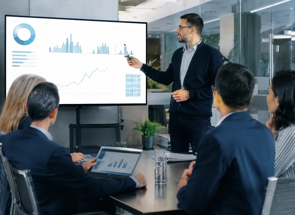 Consultoría financiera y control de gestión